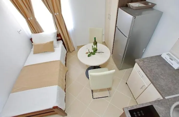 Lägenhet By The Sea - Diklo, - 21005 *